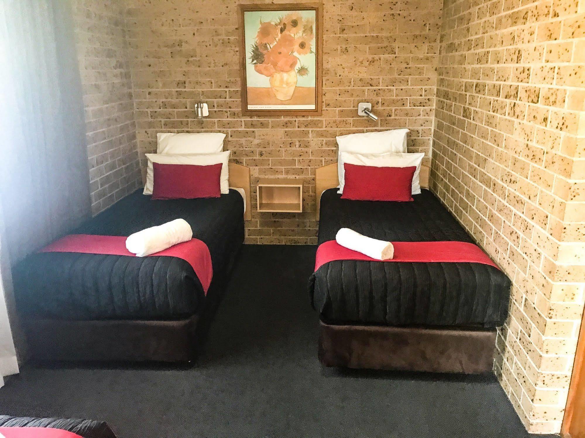 Colonial Motel Richmond Ngoại thất bức ảnh