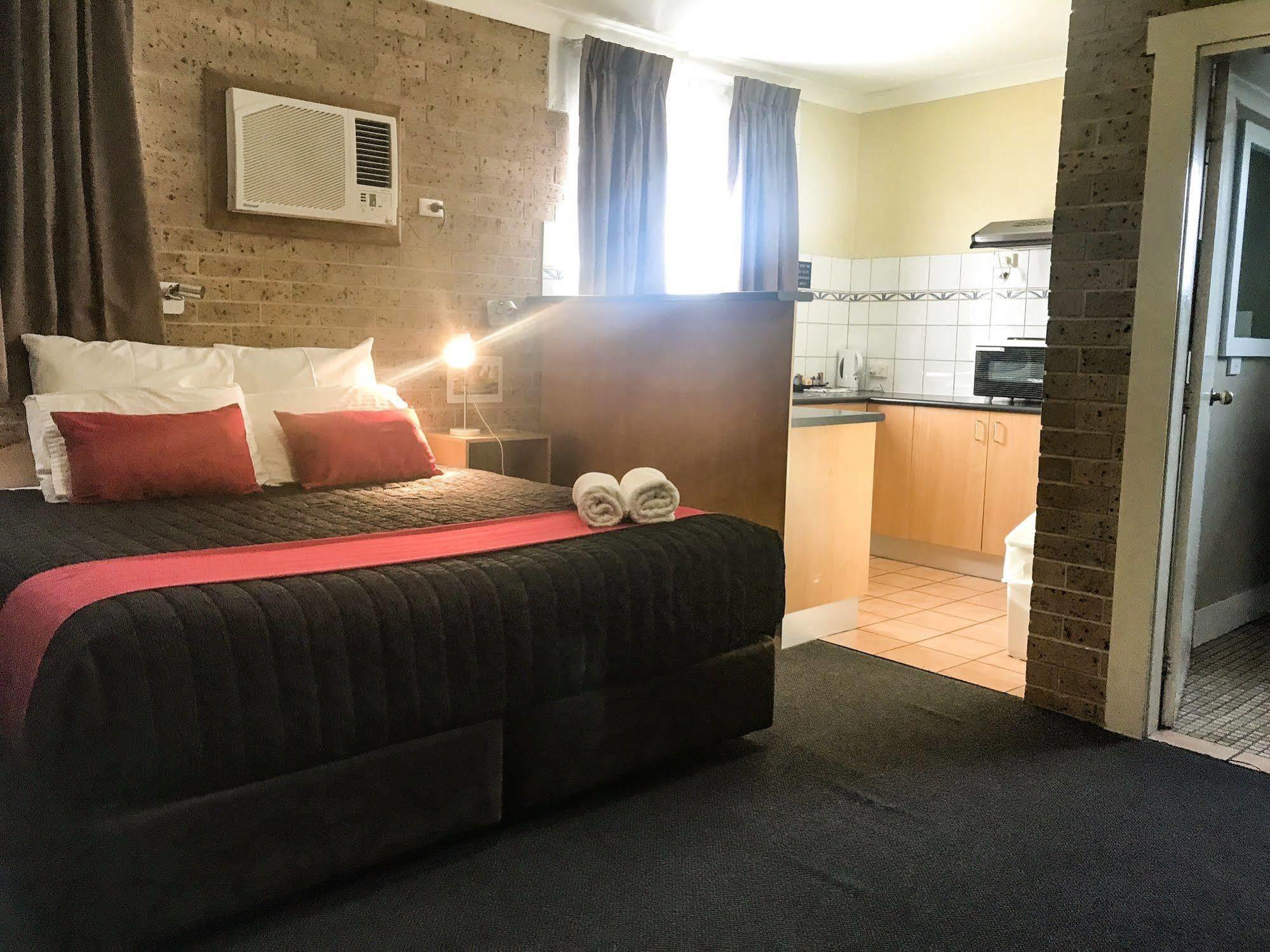 Colonial Motel Richmond Ngoại thất bức ảnh